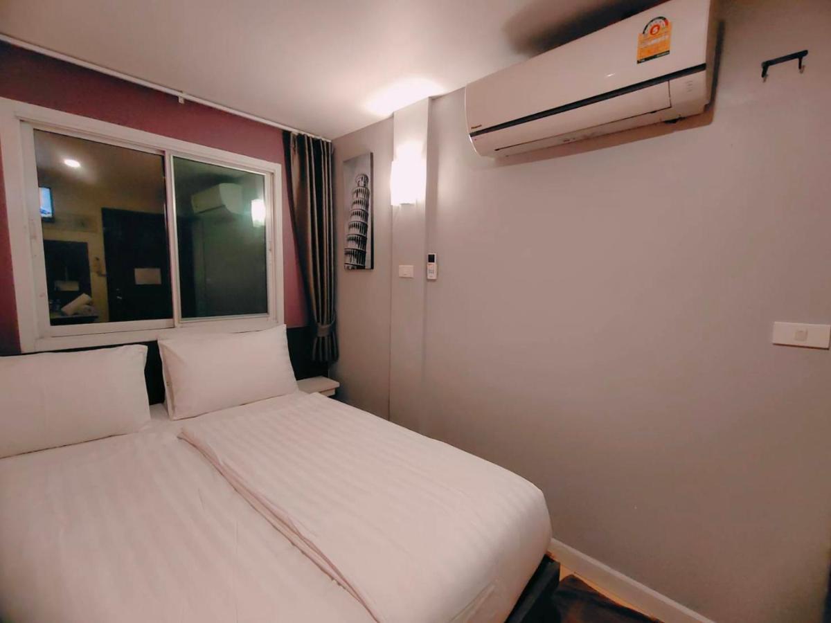 Bbhouse Phra Athit Otel Bangkok Dış mekan fotoğraf